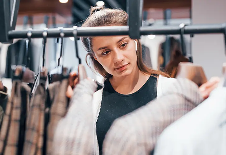 AI replenishment in fashion: slimmer aanvullen en herverdelen tijdens het seizoen
